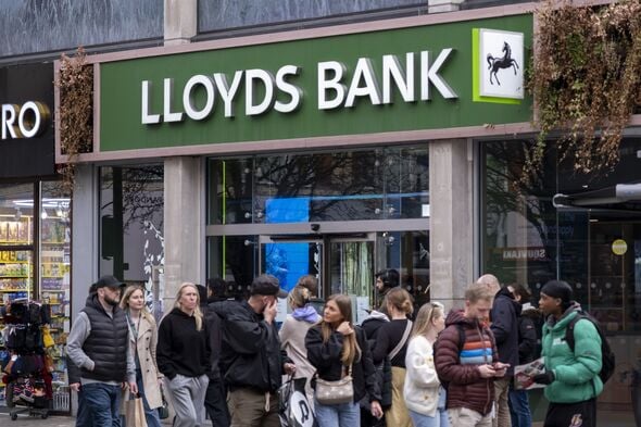 Full list of Lloyds, Halifax and Bank of Scotland branch closures ...